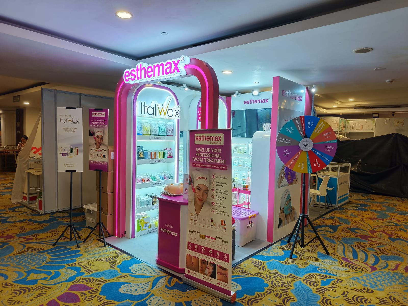 Booth Esthemax X Italwax - WESWAM BANDUNG, foto 2