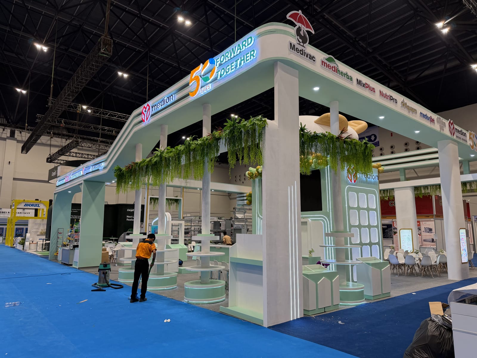 Booth Medion oleh Arta Exhibition - Indo Livestock 2026