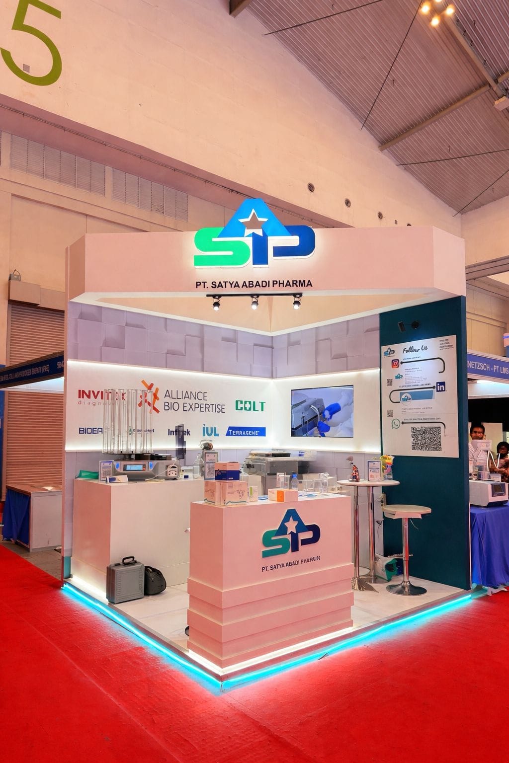 Booth SAP - LAB INDO 2026 oleh Arta Exhibition
