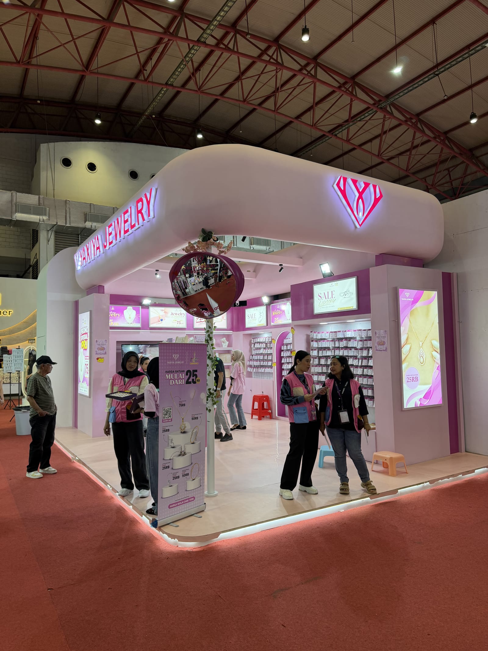 Booth Yaxiya - JAKARTA FAIR, foto 6